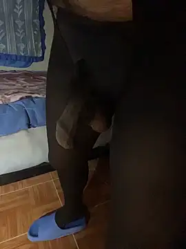 manuamador online show from 04-03-26, 04:08