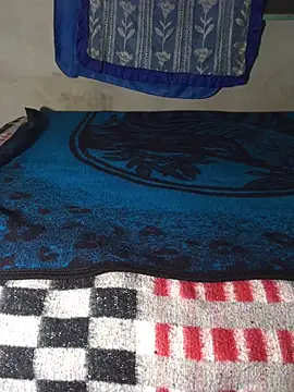 manuamador online show from 10-11-25, 04:02