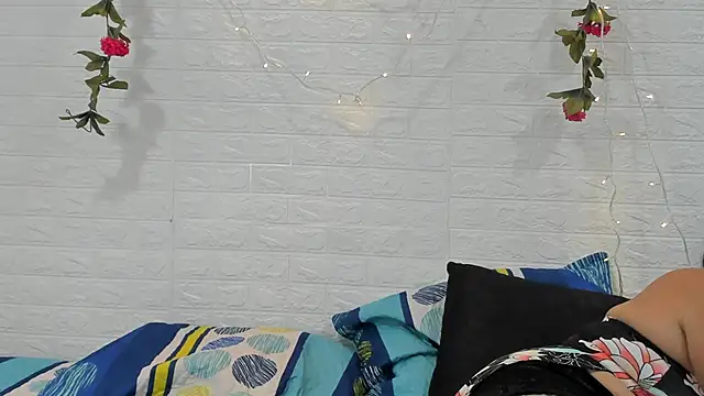 CHantal 33 online show from 12-26-24, 01:07