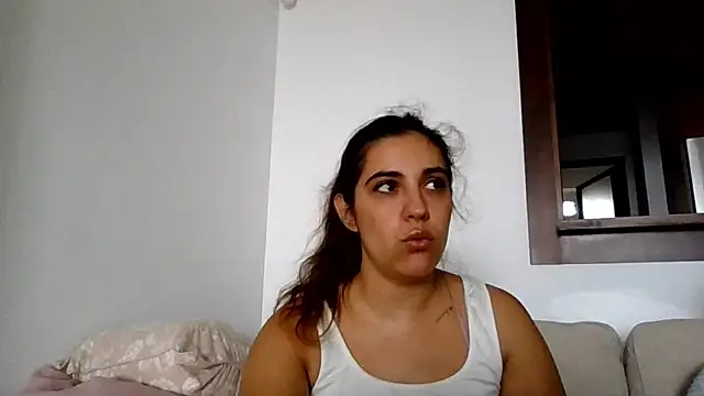 Ursumi1 online show from 10-15-25, 09:50