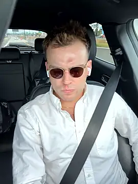 Snapshot of 69woodinson chatting on 02-18-26, 08:16 69woodinson online show from 02-18-26, 08:16