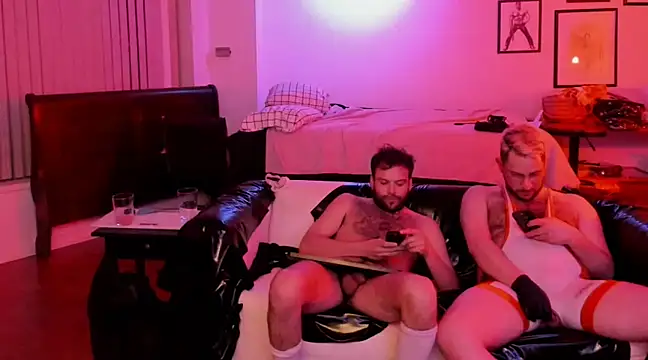 Snapshot of 69woodinson chatting on 12-07-24, 08:05 69woodinson online show from 12-07-24, 08:05