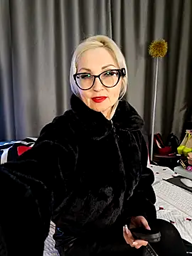 Milforja online show from 03-15-26, 07:21