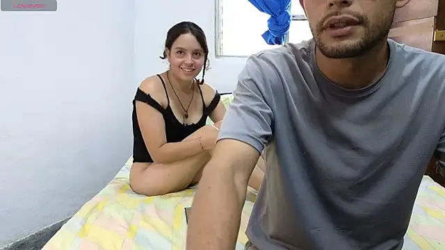 Snapshot of YuKinaHentaiI chatting on 03-02-25, 04:58 YuKinaHentaiI online show from 03-02-25, 04:58