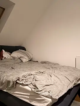 SunbakedMedal71 online show from 03-13-26, 10:26