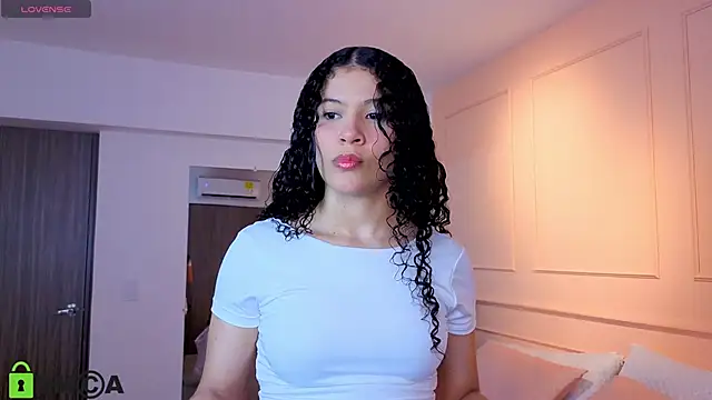 SHARONN     online show from 11-08-25, 07:50