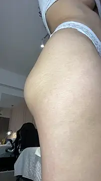 SHARONN     online show from 02-16-26, 04:11