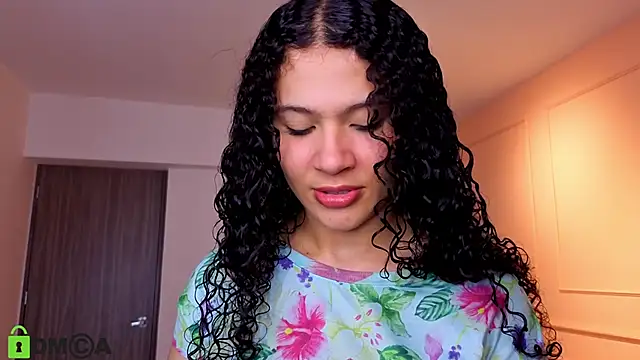 SHARONN     online show from 11-07-25, 04:17