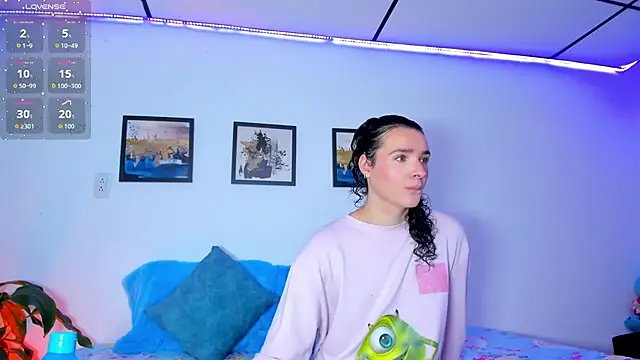 elafranco  online show from 11-07-25, 04:55