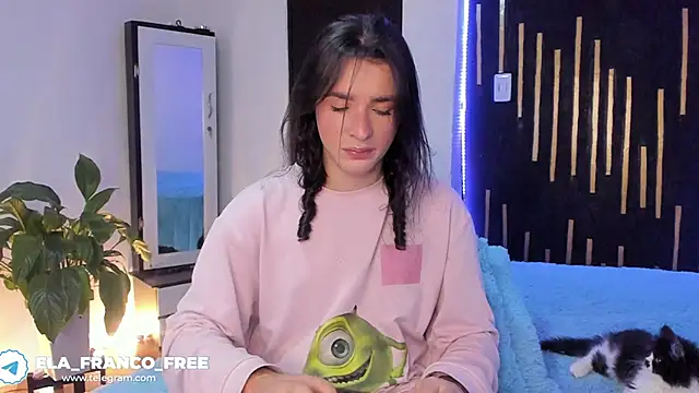 Snapshot of elafranco_ chatting on 06-19-26, 10:58 elafranco online show from 06-19-26, 10:58