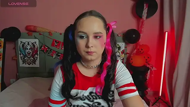 BeatriceReeves online show from 11-02-25, 01:21