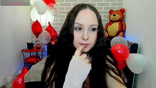 Snapshot of BeatriceReeves chatting on 02-11-26, 12:54 BeatriceReeves online show from 02-11-26, 12:54