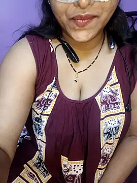 Snapshot of Sexy_Mona_Bhabhi chatting on 02-17-26, 06:05 Sexy Mona Bhabhi online show from 02-17-26, 06:05