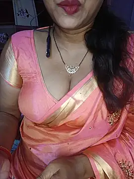 Sexy Mona Bhabhi online show from 06-25-26, 05:51