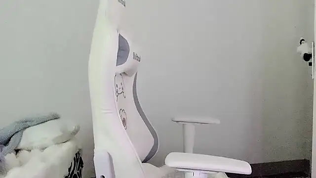 Snapshot of ffccvjsexx chatting on 03-21-26, 08:30 ffccvjsexx online show from 03-21-26, 08:30