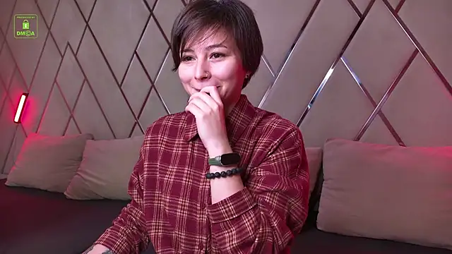 Ishtar Divine online show from 11-09-25, 10:52