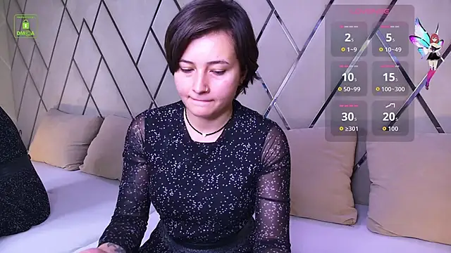 Ishtar Divine online show from 10-18-25, 03:47