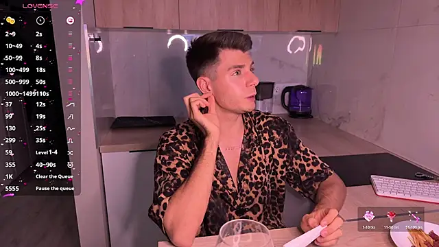 Walt Enjoy online show from 11-22-25, 05:34