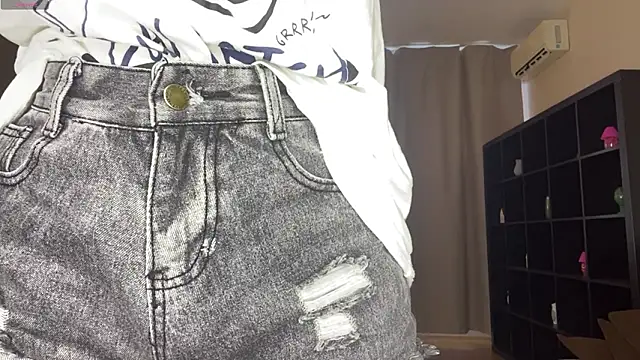 MoiraHavins online show from 02-09-26, 06:44