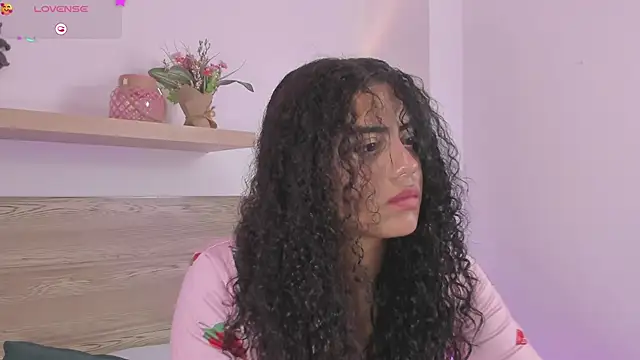 yaya23x online show from 10-15-25, 02:25