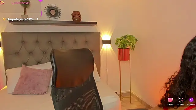 yaya23x online show from 10-27-25, 02:40