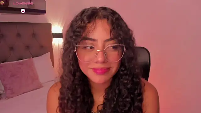 yaya23x online show from 12-16-25, 01:26