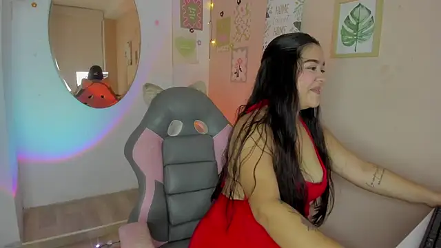Snapshot of Eily__ chatting on 07-19-26, 02:53 Eily online show from 07-19-26, 02:53