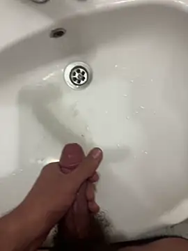 Snapshot of denizli18 chatting on 01-18-25, 11:00 denizli18 online show from 01-18-25, 11:00