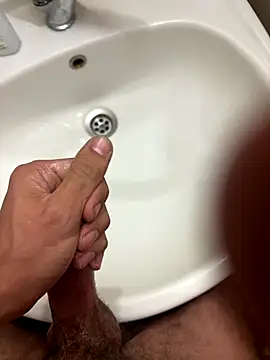 Snapshot of denizli18 chatting on 10-03-25, 06:53 denizli18 online show from 10-03-25, 06:53