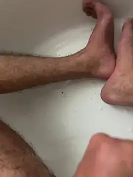 Snapshot of denizli18 chatting on 02-17-25, 06:50 denizli18 online show from 02-17-25, 06:50