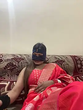 Snapshot of HoneyBearCpl chatting on 02-27-25, 04:10 HoneyBearCpl online show from 02-27-25, 04:10