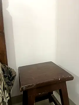 Snapshot of HoneyBearCpl chatting on 10-17-25, 03:47 HoneyBearCpl online show from 10-17-25, 03:47