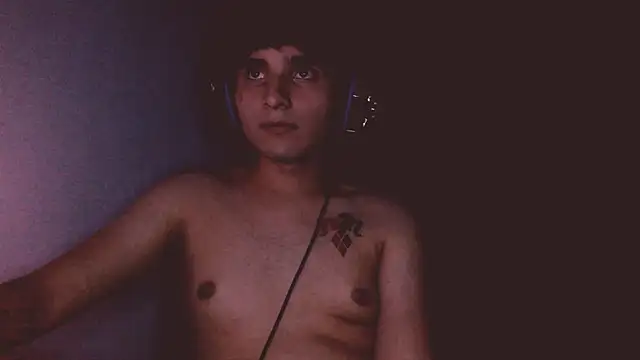 Charley quin online show from 09-21-25, 03:33