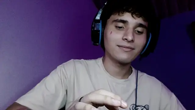 Charley quin online show from 09-09-25, 03:05