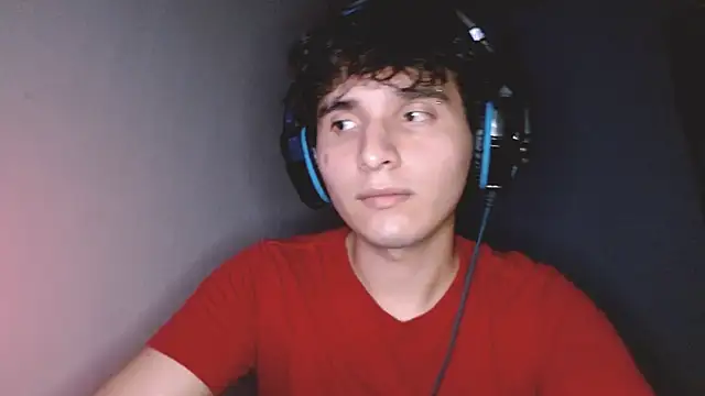 Charley quin online show from 10-10-25, 04:24