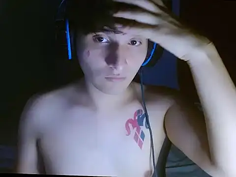 Charley quin online show from 04-05-26, 11:33