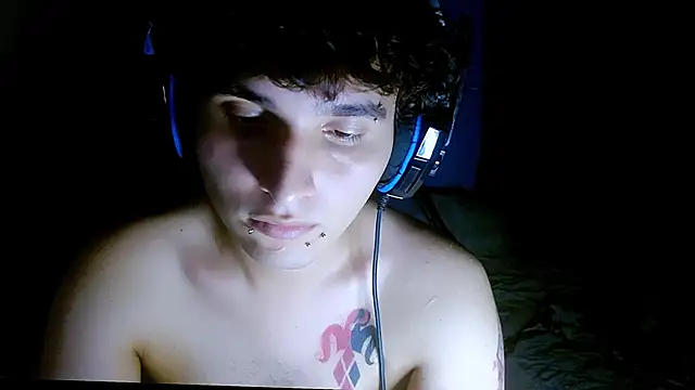 Charley quin online show from 04-13-26, 11:42