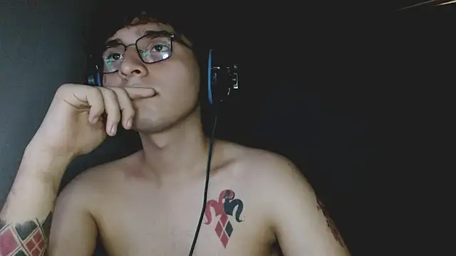 Charley quin online show from 09-27-25, 02:39