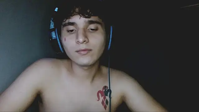 Charley quin online show from 09-19-25, 03:32