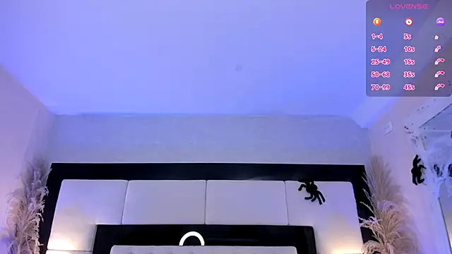 CarlaRossi  online show from 10-13-25, 07:37