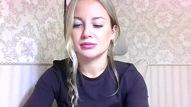 Snapshot of jennifer838 chatting on 10-08-25, 03:02 jennifer838 online show from 10-08-25, 03:02