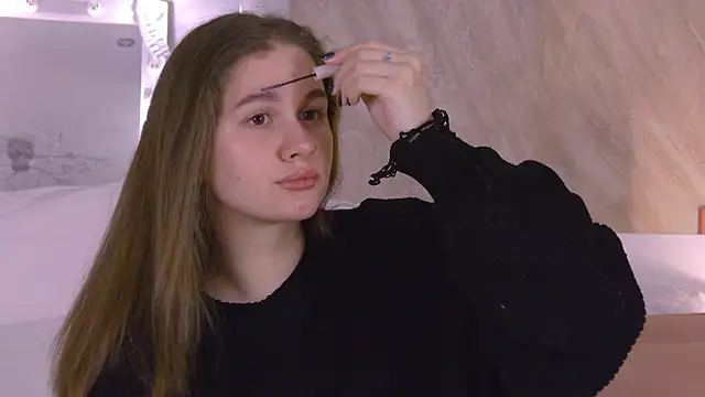 EllieHayes online show from 02-22-26, 10:22