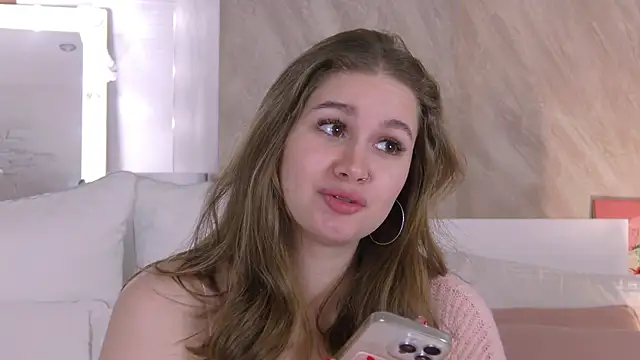 EllieHayes online show from 01-12-26, 08:15