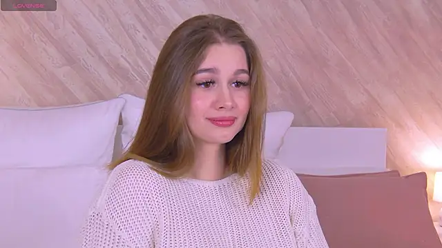 Snapshot of EllieHayes chatting on 02-16-25, 08:22 EllieHayes online show from 02-16-25, 08:22