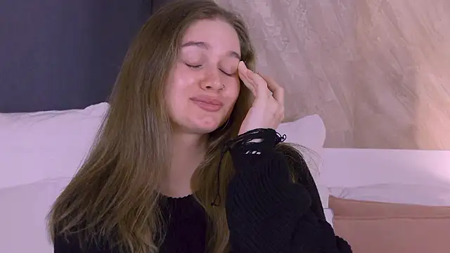 EllieHayes online show from 03-07-26, 12:28