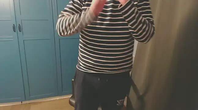 CuteMan33 online show from 12-15-24, 11:20