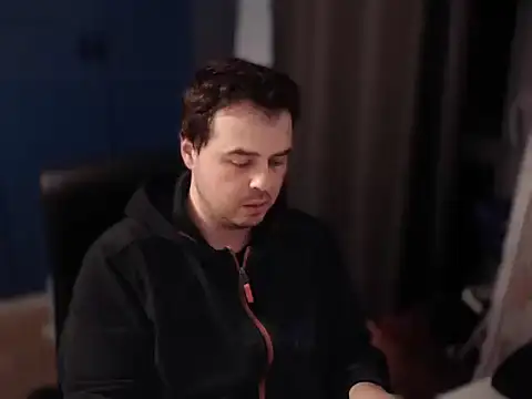 CuteMan33 online show from 11-29-25, 09:04