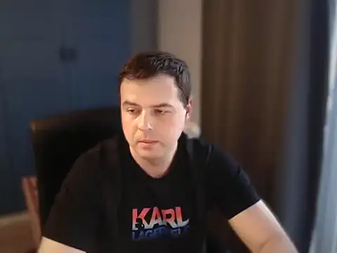 CuteMan33 online show from 11-10-25, 01:49