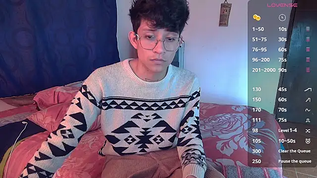 Snapshot of Sweet_c4mer0n chatting on 10-20-25, 08:53 Sweet c4mer0n online show from 10-20-25, 08:53