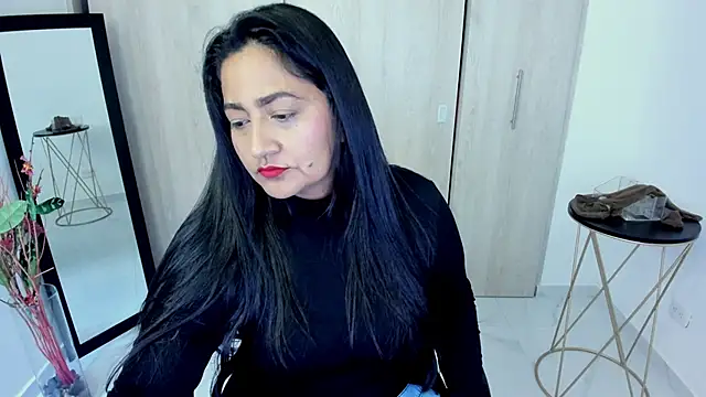Adele Sweett online show from 05-22-26, 11:41
